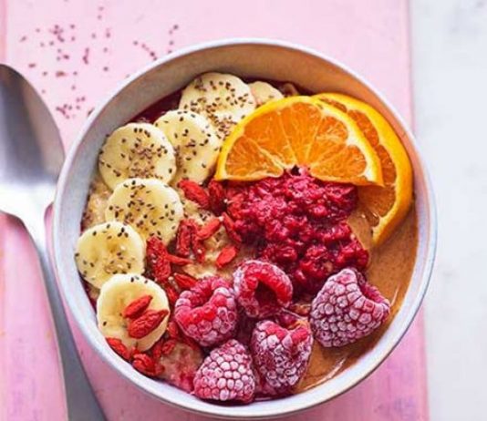 Jeżeli myślisz, że pomijając śniadanie szybciej schudniesz, jesteś w błędzie sniadanie