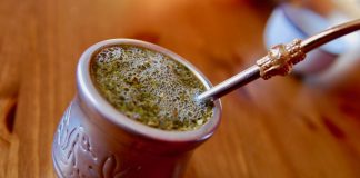 Herbata Yerba Mate, co to takiego i czy warto ją pić? herbata yerba mate sklep rodzaje jak pić