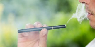 Czy e-papierosy pomagają rzucić palenie? edsws