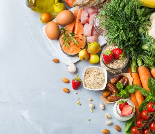 Dieta na pamięć i koncentrację. Jakie produkty powinny się w niej znaleźć?