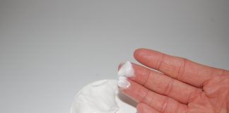 Dobieramy właściwy krem do każdego rodzaju cery. Sprawdź! krem jak dobrze wybrać każda cera