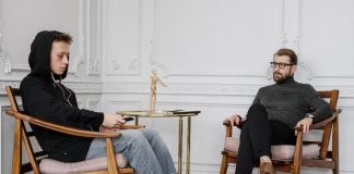 Jak wygląda pierwsza wizyta u psychiatry? psychiatra jak się za to zabrać?