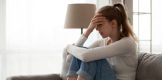 Objawy braku magnezu – co powinno być sygnałem do natychmiastowej reakcji? co na zdrowie i skurcze łydek?