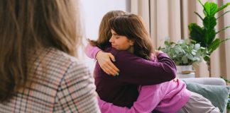 Jak wygląda pierwsza wizyta u psychologa dziecięcego? dziecko psycholog