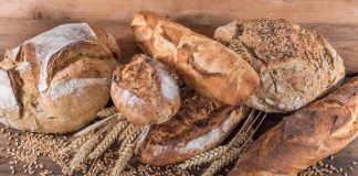 Co kryje w sobie pieczywo sklepowe i dlaczego warto upiec własny chleb? zdrowe pieczywo do jedzenia