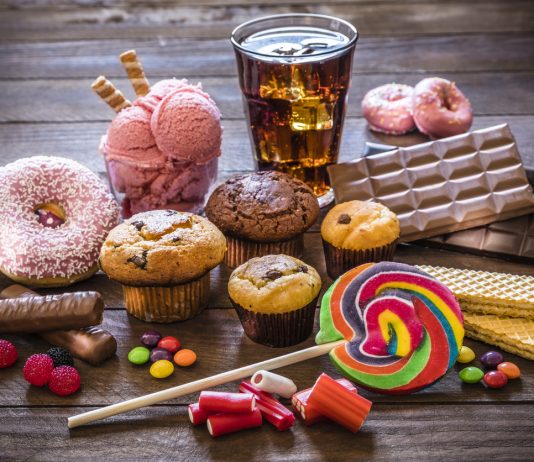 Rezygnacja z cukru – jak to zrobić i dlaczego warto? jak przestać nie jeść cukru