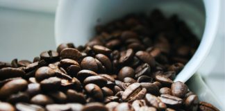 Czy kawa wypłukuje magnez i inne minerały z organizmu? niezdrowa kawa