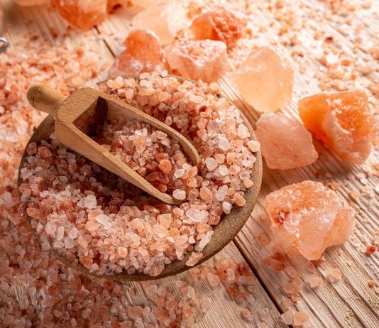 Sól himalajska na chore zatoki – inhalacje i płukanki sol himalajska na zdrowie