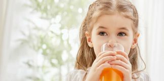 Świeżo wyciskane soki – dlaczego warto je robić dziecku codziennie? soki dla dzieci