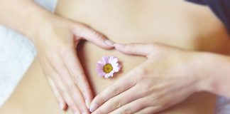 Bóle menstruacyjne – jakie mogą być ich przyczyny? Co może je wywoływać? bolesna miesiączka