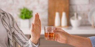 Odtrucie alkoholowe – jak pomóc sobie w walce z uzależnieniem? nie dla alkoholu