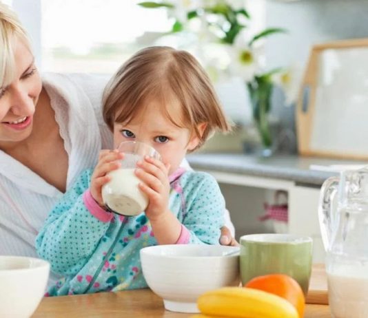 Mleka dla dzieci na różnych etapach rozwoju, co musisz wiedzieć mleka dla dzieci