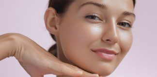 Jak zlikwidować podwójny podbródek? ładny podbródek - zabieg - kobieta