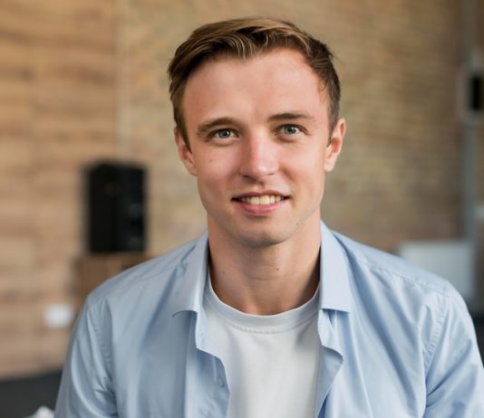 Przeszczep włosów – co warto wiedzieć? przeszczep włosów