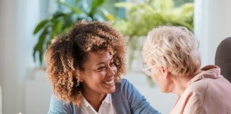 Bezpieczny i odpowiedzialny wybór agencji opiekuńczej praca opieka