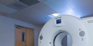 Tomografia komputerowa brzucha – przygotowanie, przebieg i wskazania do badania Tomografia komputerowa to metoda diagnostyczna wykorzystująca promieniowanie rentgenowskie do obrazowania wnętrza ciała