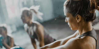 Korzyści treningu siłowego dla zdrowia fizycznego i psychicznego – przewodnik Korzyści treningu siłowego