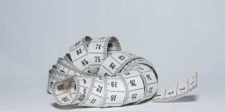 Domowy pomiar glukozy na czczo – sprawdź poranny poziom cukru we krwi Pomiar cukru na czczo wykonuje się rano przed spożyciem jakiegokolwiek posiłku