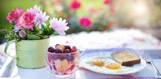 Poranny rytuał zdrowotny: nawyki, które odmienią Twój dzień i wzmocnią organizm Energiczny jogging o świcie dodaje sił i pobudza organizm na cały dzień