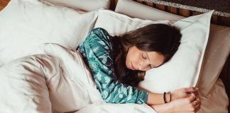 Sprawdzone zasady zdrowego snu – skuteczna regeneracja organizmu w czasie nocnego odpoczynku zasady zdrowego snu