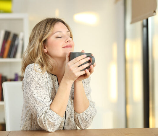 Mindfulness w domu: Jak przekształcić rutynowe obowiązki w praktykę uważności? Mindfulness w domu