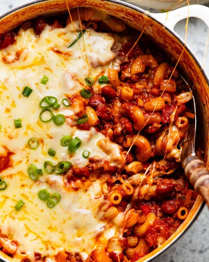 Rozgrzewające gulasze i aromatyczne curry to szybki sposób na pożywny obiad z garnka