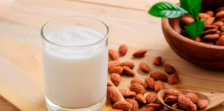Zobacz prawdę o mleku migdałowym: informacje o wartościach zdrowotnych mleku migdałowym