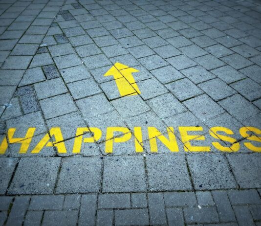 Sztuka czerpania radości z drobiazgów: sekret szczęśliwego życia przyjemność