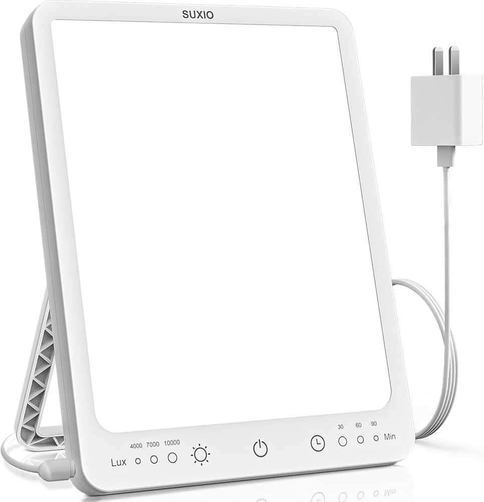 Dziecko bawi się przy stole z włączoną lampą Philips w jasnym pokoju dziennym