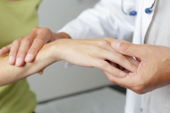 masaz dloni i nadgarstkow codziennie masaz dloni i nadgarstkow codziennie