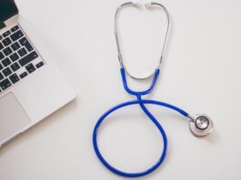 Rodzaje antykoncepcji hormonalnej – przegląd dostępnych metod lekarz hormony